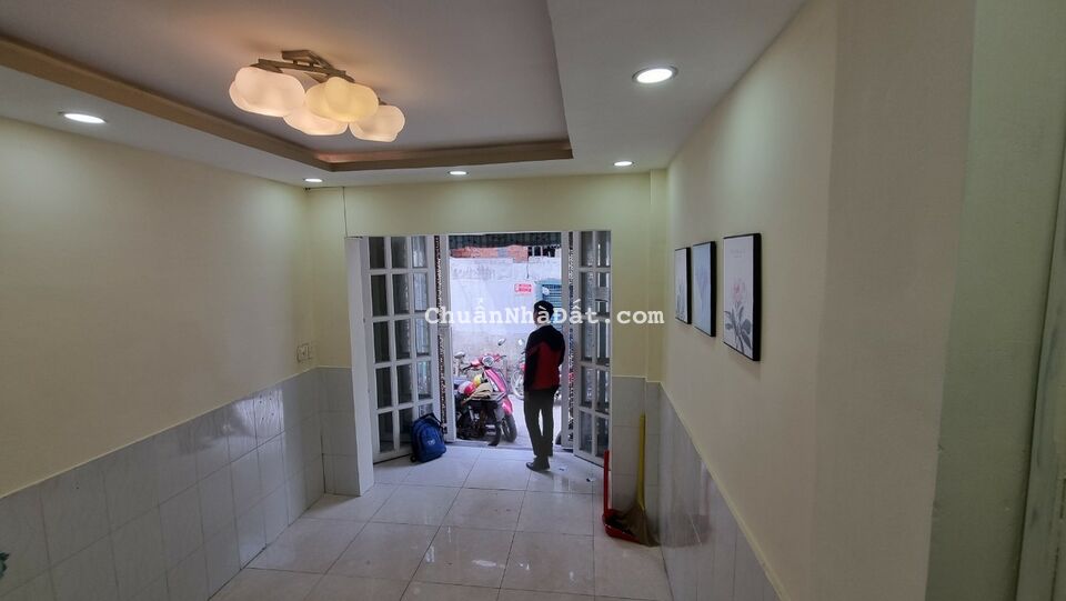 Chủ xoắn bán giảm mạnh 150 triệu Phú Nhuận 3 gác đỗ cửa, 3 bước chân ra mặt tiền 60m2 nhỉnh 3 tỷ.