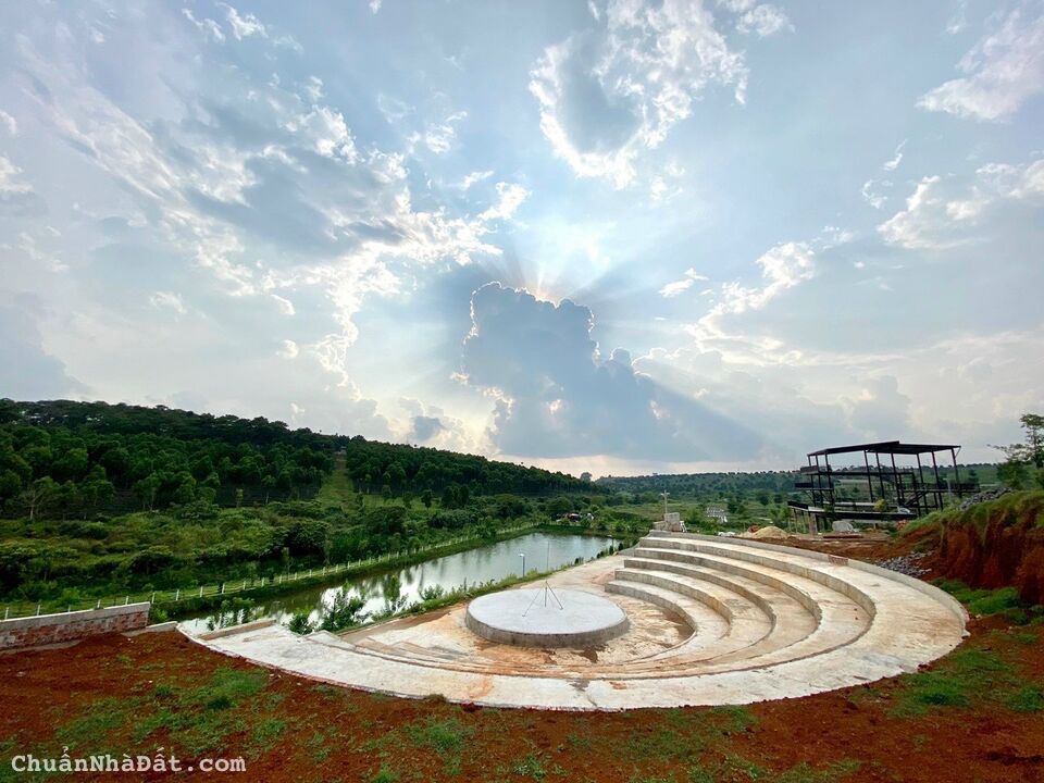 ĐỒI THÔNG SĂN MÂY NGẮM HỒ ĐĂK LONG THƯỢNG