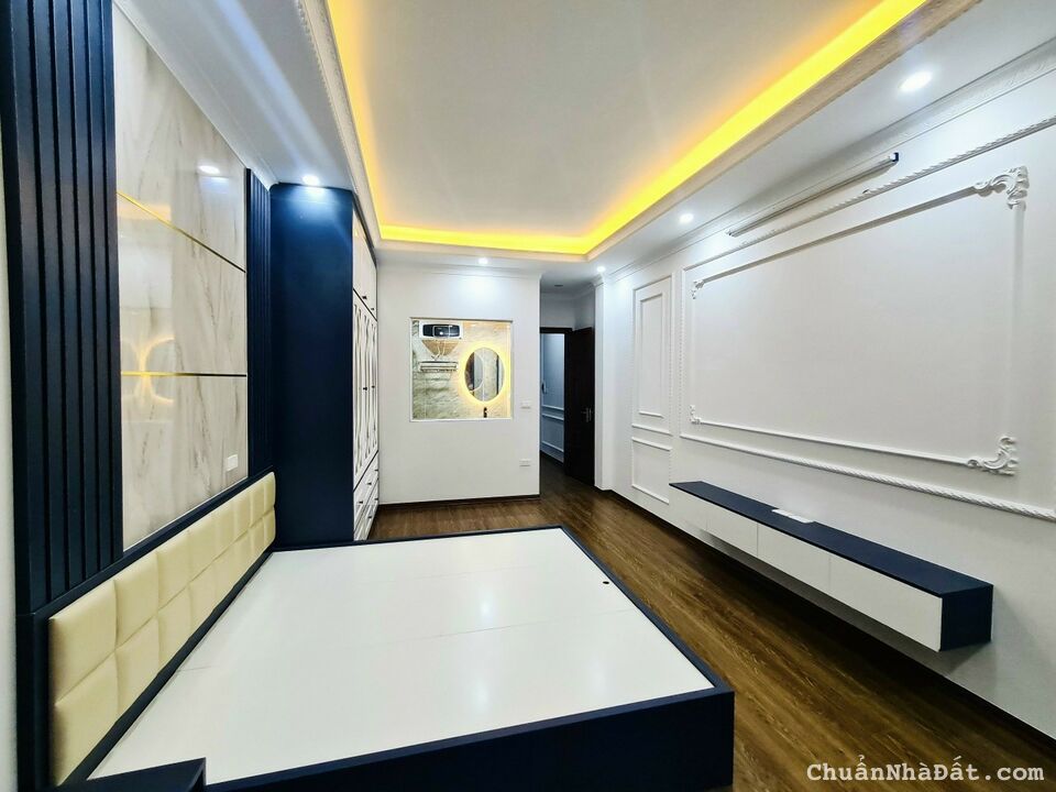 Bán nhà riêng Văn Quán–trung tâm Hà Đông-Nhà đẹp ở ngay-Sát đg Nguyễn Khuyến. Lh 0984672007