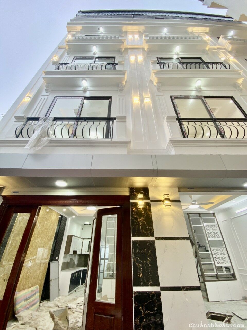 BÁN NHÀ RIÊNG NGÕ 217 TRẦN PHÚ VĂN QUÁN-HÀ ĐÔNG NHÀ MỚI, ĐẸP 32M2x5T. GIÁ 3TỶ 6  