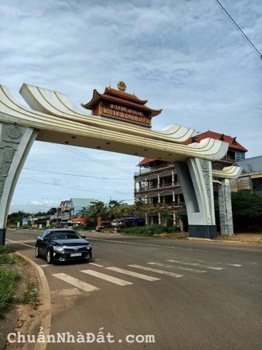 Bán gấp lô đất thổ cư 450tr, SHR, mặt tiền đường nhựa QH24m sát quốc lộ 13