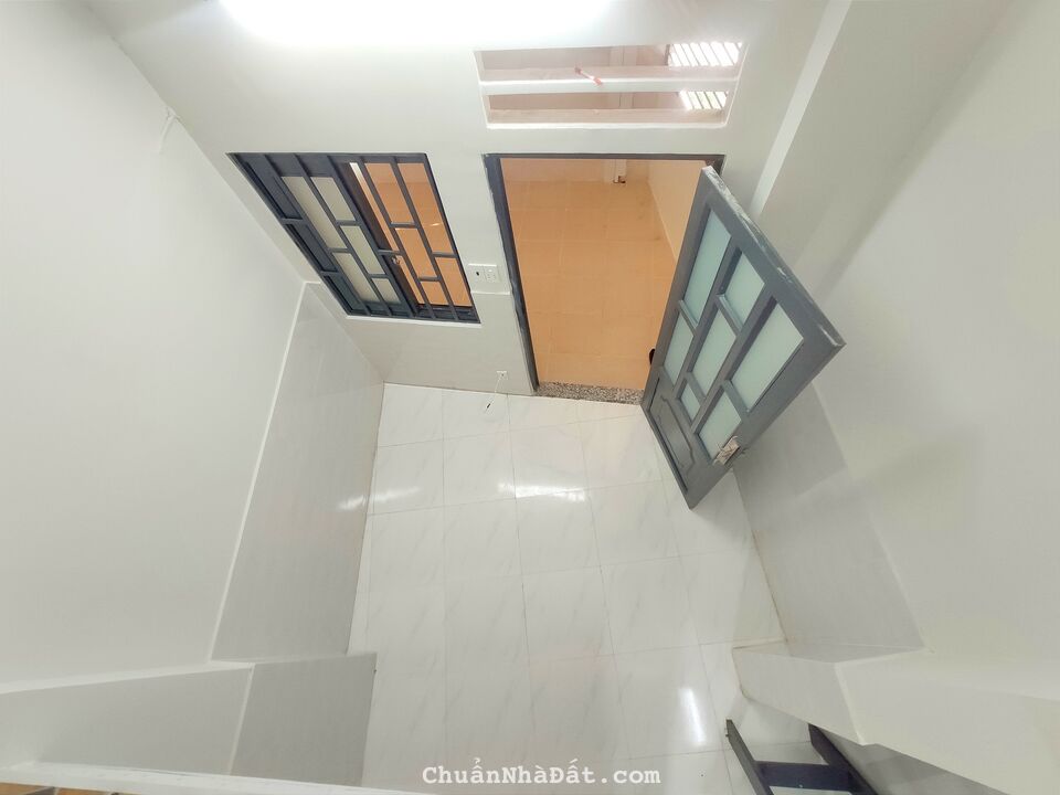 Cho thuê phòng có gác, rộng rãi giá rẻ gần giáo xứ tử đình