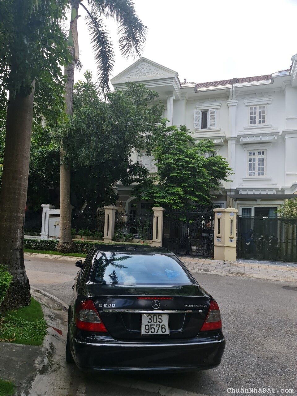 Chính Chủ Bán Biệt Thự Ciputra Tây Hồ, Khu C5 Siêu Vip, 218m2, Full đồ Chính Chủ Bán Biệt Thự Ciputra Tây Hồ, Khu C5 Siêu Vip, 218m2, Full đồ