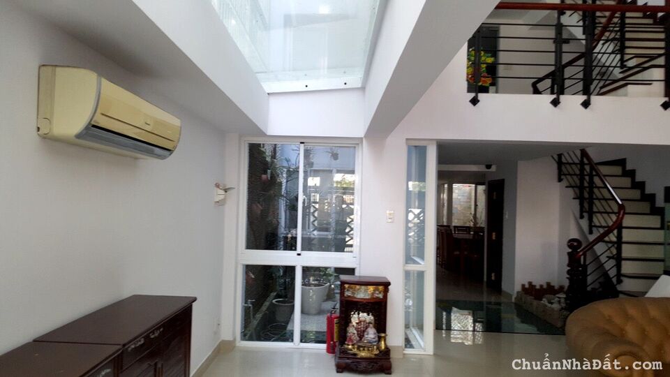 Bán nhà mặt tiền đường 16m KDC Phú Mỹ,Hoàng Quốc Việt,Quận 7