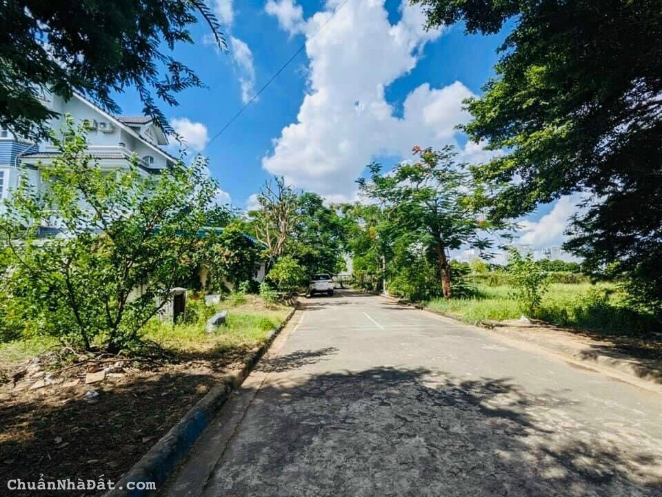 Bán Nhà 1 Trệt 2 Lầu 1 Tum 125m2.Dự Án Kiến Á,Đường Liên Phường,Quận 9