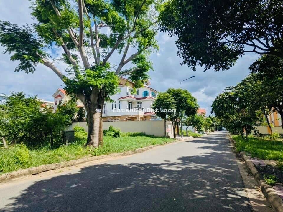 Bán Nhà 1 Trệt 2 Lầu 1 Tum 125m2.Dự Án Kiến Á,Đường Liên Phường,Quận 9