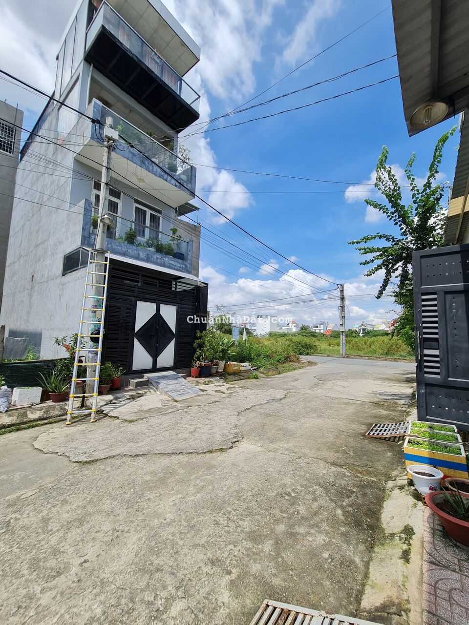 Bán Đất HXH Đường Gò Cát,Phú Hữu,Quận 9 DT:(4x13) giá 3tỷ560