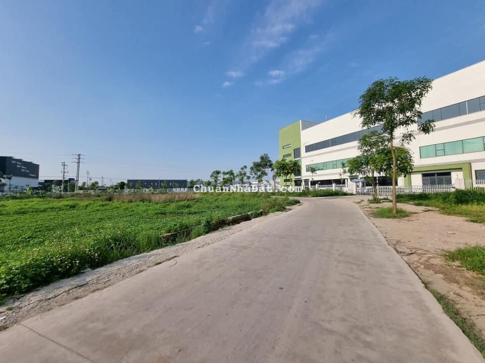 Lô góc 2 mặt tiền siêu đẹp sát khu công nghiệp Lô góc 2 mặt tiền siêu đẹp sát khu công nghiệp