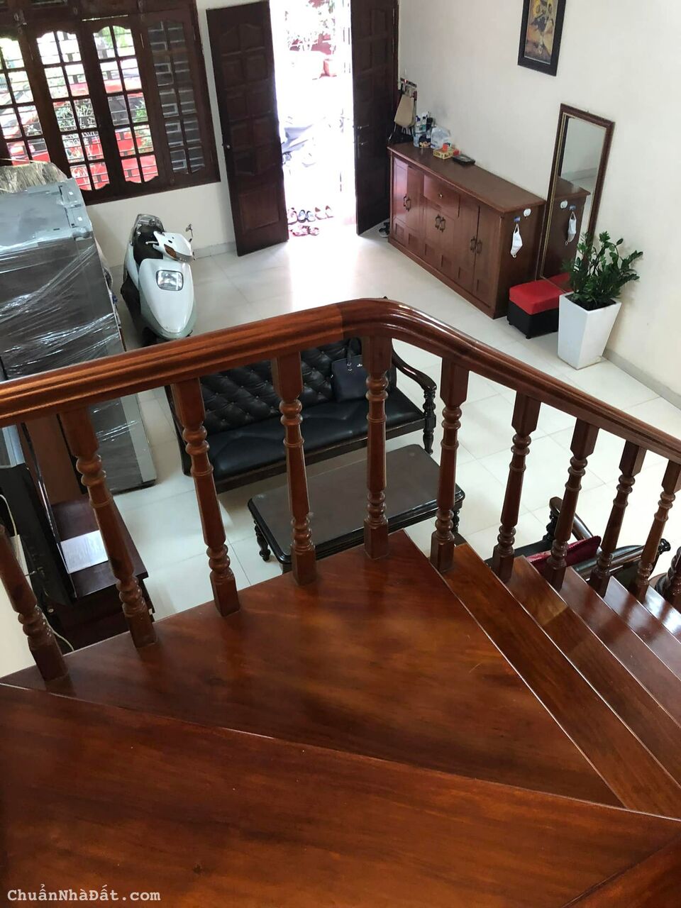 Bán Nhà Phân lô Xuân Thủy Cầu Giấy – Nhà 60m2 x 5 Tầng Kinh Doanh Tốt  – Giá 17.7 tỷ 