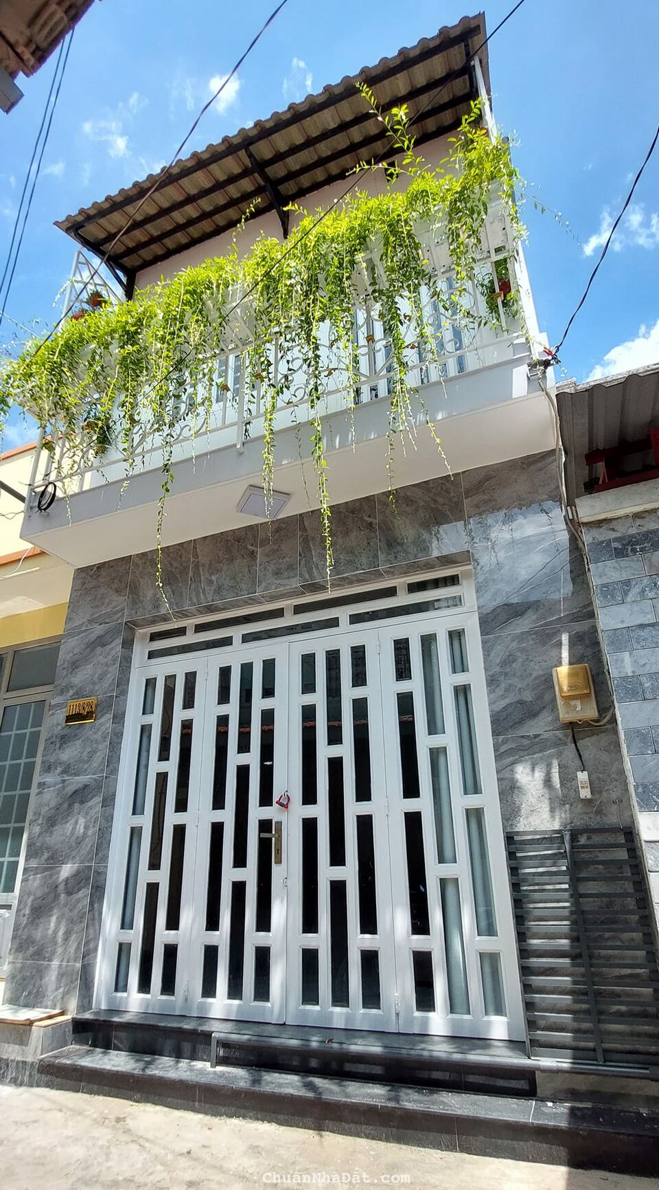 Nhà hẻm 1113/8/28 Huỳnh Tấn Phát, Phường Phú Thuận, Quận 7, diện tích: 4m x 14m