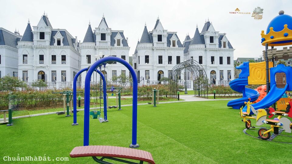 Bán biệt thự lâu đài Ciputra cực đẹp cạnh vườn hồng