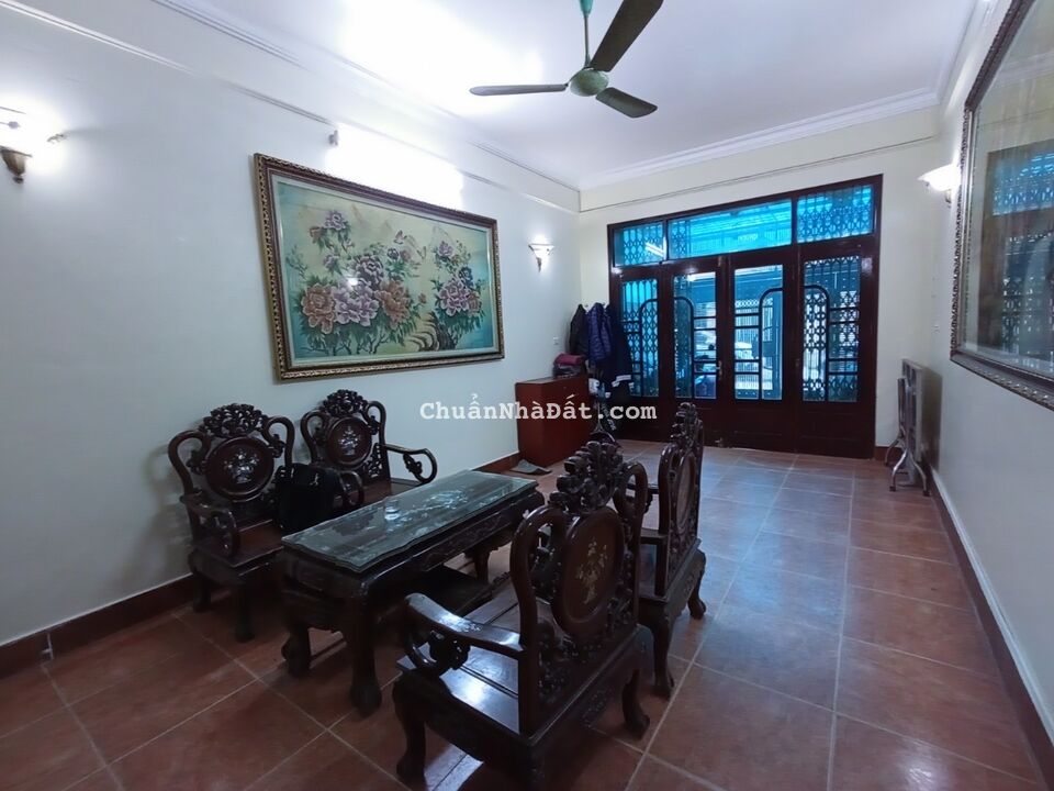 Bán nhà phố Võng Thị , Trích Sài ,Lạc Long Quân ,Hồ Tây, Cầu Giấy,ô tô tránh , ô tô vào nhà . Bán nhà phố Võng Thị , Trích Sài ,Lạc Long Quân ,Hồ Tây, Cầu Giấy,ô tô tránh , ô tô vào nhà .