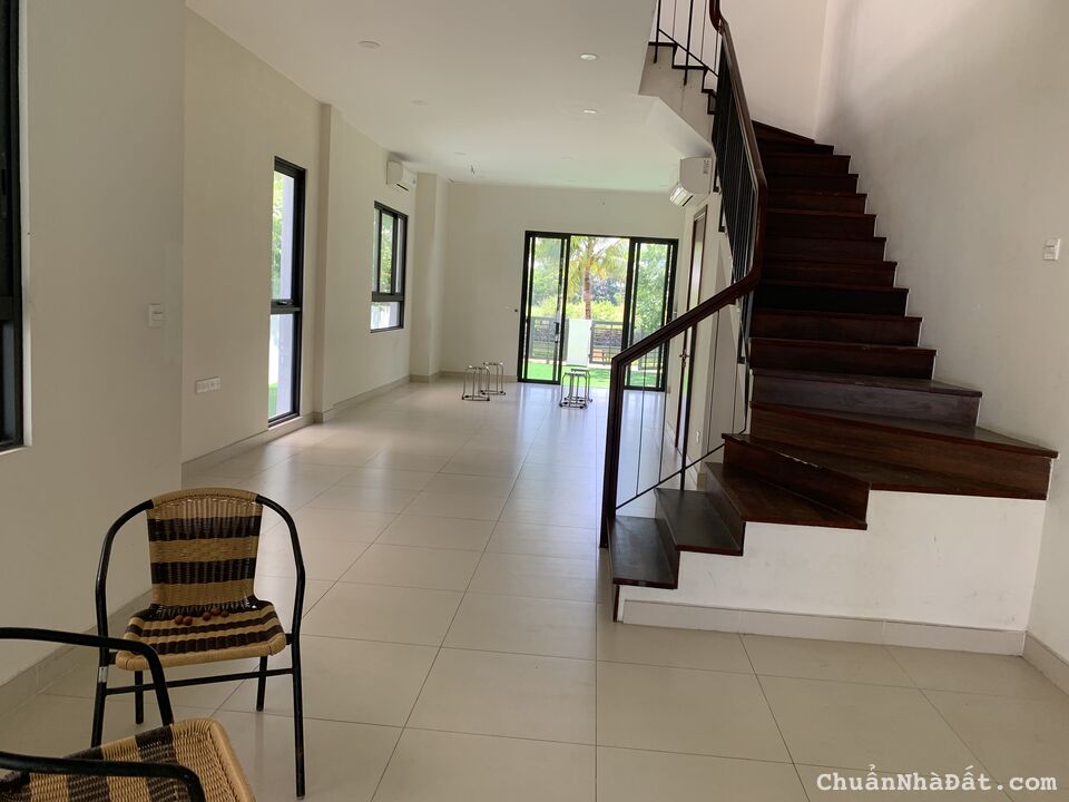 Cần bán biệt thự liền kề khu đi thi Vinhomse thăng long