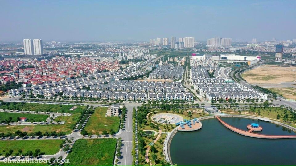 Bán BT Nam Cường, cách hồ và công viên 70m. LH: 0828682876 Bán BT Nam Cường, cách hồ và công viên 70m. LH: 0828682876