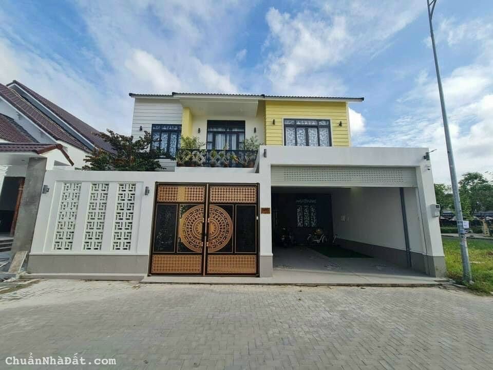 Bán biệt thự vừa xây dựng khu vực hiện đại sang trọng thích hợp để nghỉ dưỡng Bán biệt thự vừa xây dựng khu vực hiện đại sang trọng thích hợp để nghỉ dưỡng