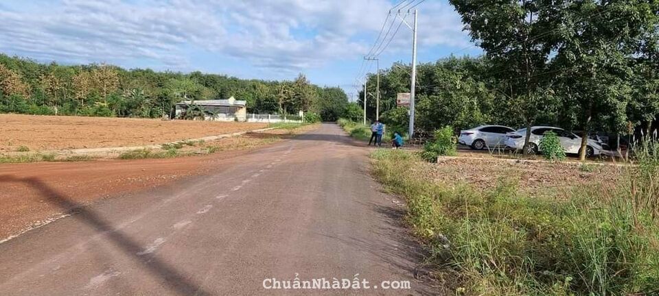 Đất trung tâm hành chính xã Tân Hưng Đòng Phú