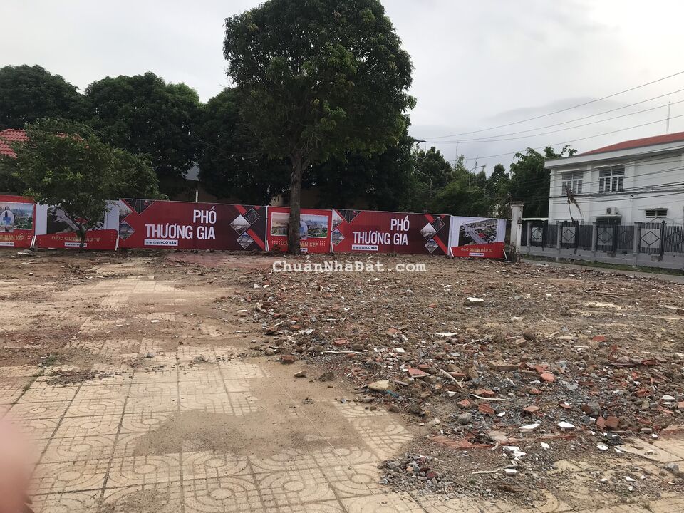 BÁN ĐẤT MẶT TIỀN QL 51 GẦN NGÃ TƯ LONG SƠN , SÁT UBNN XÃ TÂN HẢI , PHÚ MỸ . DT 146 M2