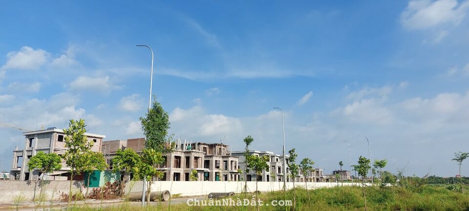 Bán đất biệt thự vị trí đẹp nhất dự án Cenco Mê Linh - giá bán nhanh