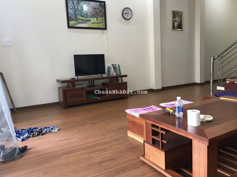 Bán nhà 2 tầng mặt tiền Vũ Mộng Nguyên, gần Hồ Xuân Hương, cách bãi tắm T20 100m