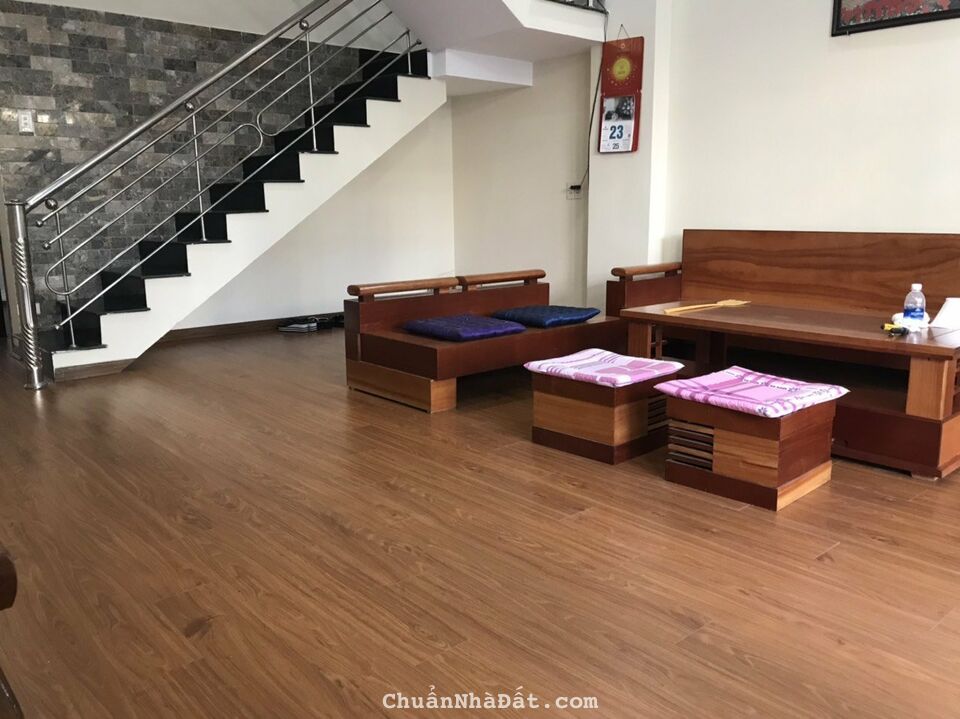 Bán nhà 2 tầng mặt tiền Vũ Mộng Nguyên, gần Hồ Xuân Hương, cách bãi tắm T20 100m