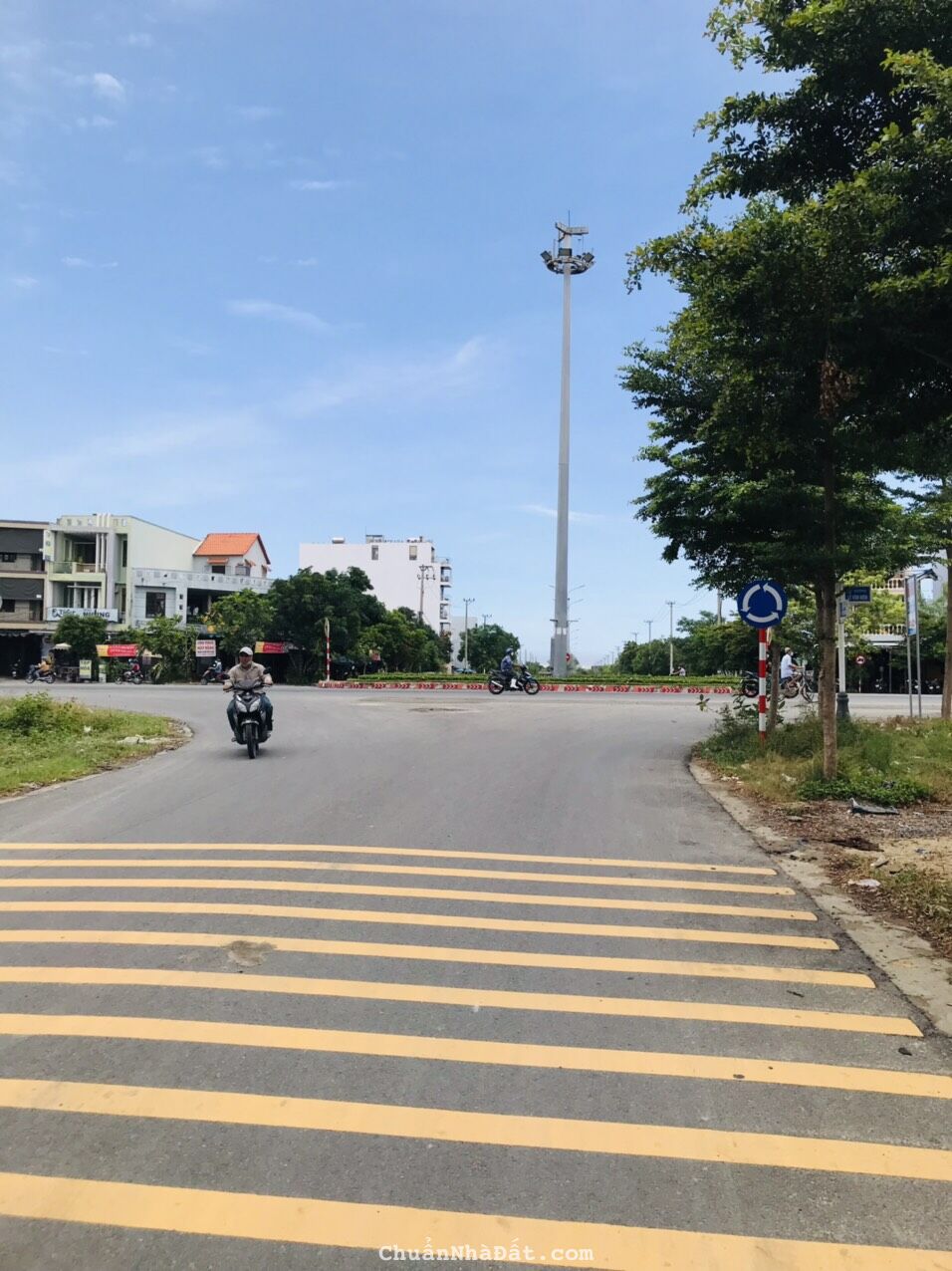 BÁN LÔ ĐẤT KIỆT OTO NGAY SAU LƯNG TRUNG TÂM Y TẾ QUẬN NGŨ HÀNH SƠN