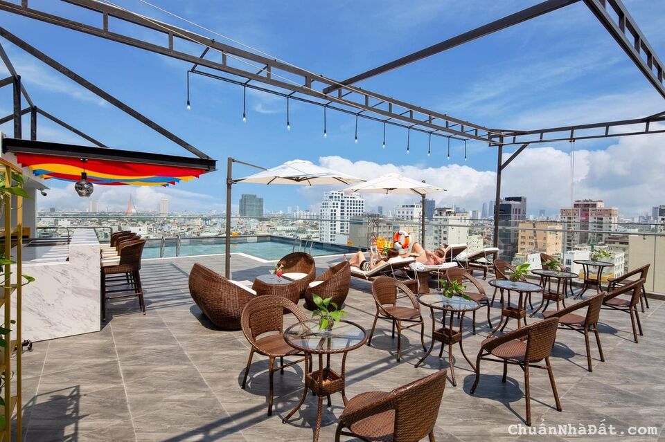 Cho thuê khách sạn tiêu chuẩn 3 sao mặt tiền khu An Thượng, sát biển Mỹ Khê, Mỹ An, Ngũ Hành Sơn, Đ