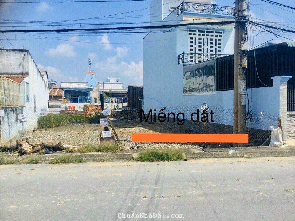 Ra nhanh lô đất nằm ngay MTĐ Phạm Tấn Mười cách chợ Quy Đức 900m, dt 100m2, giá 1.53 tỷ, 0907256001 Ra nhanh lô đất nằm ngay MTĐ Phạm Tấn Mười cách chợ Quy Đức 900m, dt 100m2, giá 1.53 tỷ, 0907256001