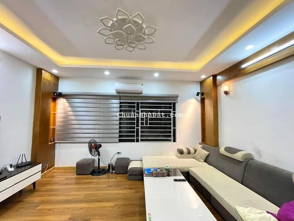 Bán chung cư 3 ngủ CT 4 - 5 Dương Đình Nghệ, 92 m2, giá 3.35 tỷ - 0355902148