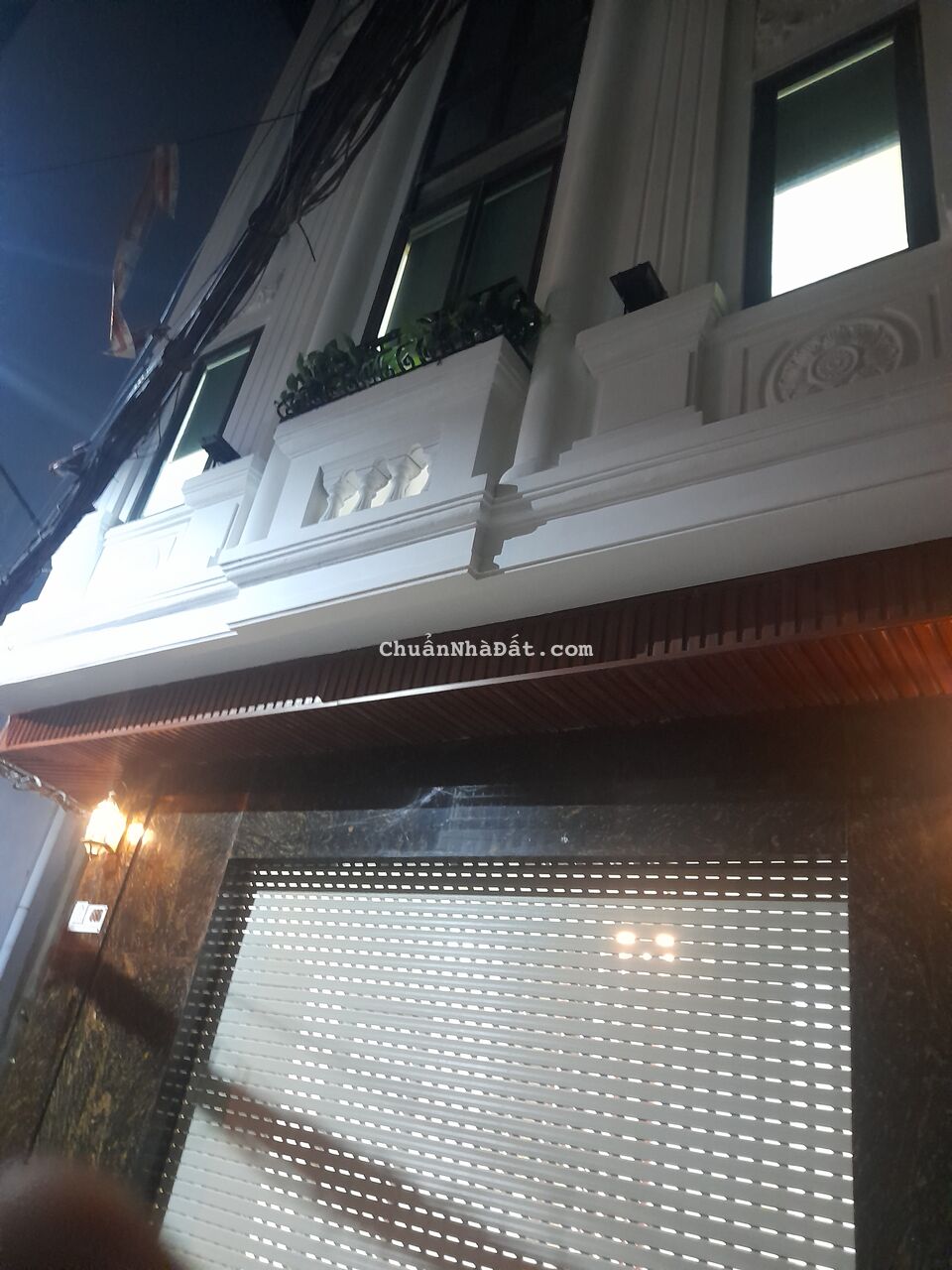 Siêu phẩm  mặt phố Trung kính, dòng tiền 41tr/ tháng ,dt 50m x5 tầng ,mặt tiền 5m ,giá 25 tỷ