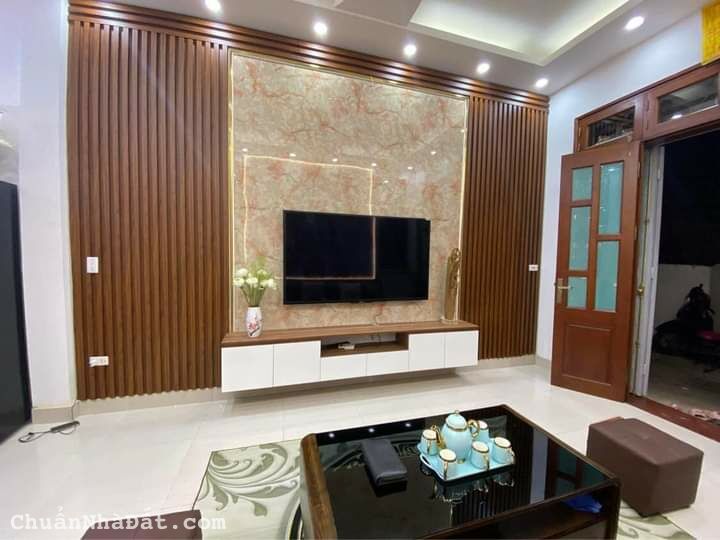 Bán nhà ,Doãn Kế Thiện ,diện tích 35m x5 tầng,giá 4 tỷ