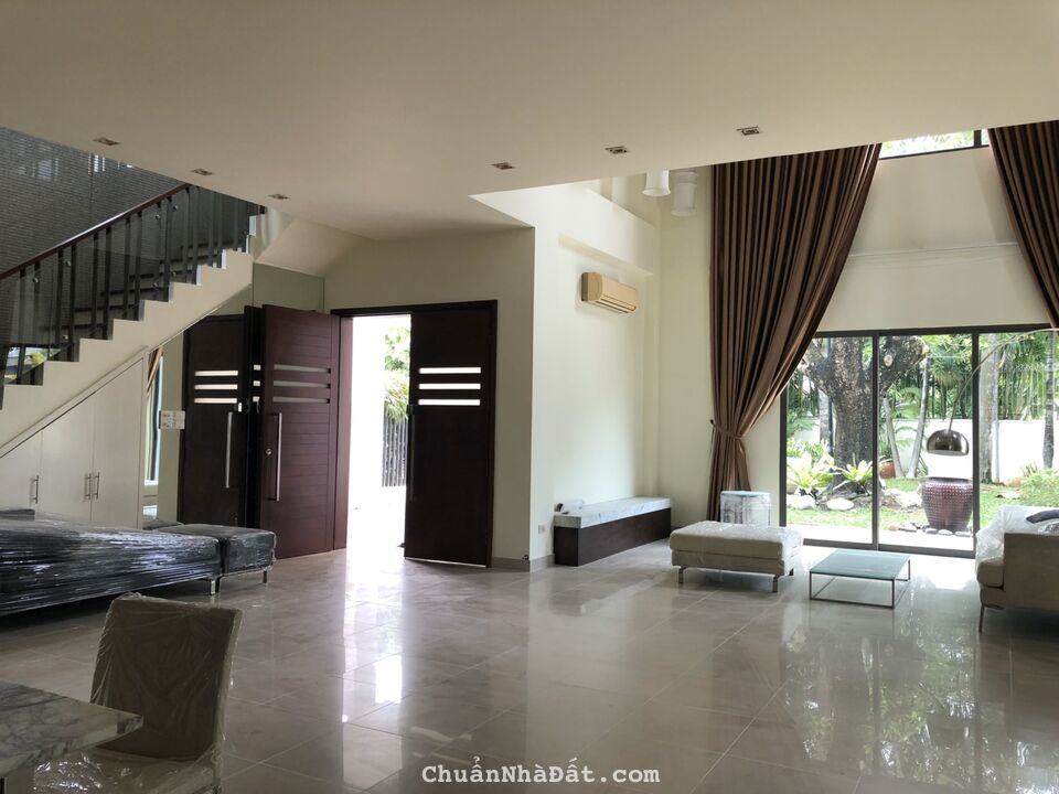 Bán biệt thự Riviera An Phú căn góc, có dt 289m2 đất, 3 tầng, 4PN, sân vườn Bán biệt thự Riviera An Phú căn góc, có dt 289m2 đất, 3 tầng, 4PN, sân vườn