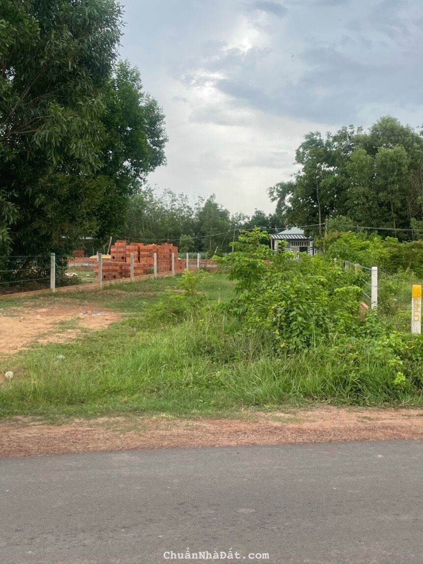 kẹt tiền bánh gấp lô đất 200m2 sổ hồng riêng bao sang tên công chứng kẹt tiền bánh gấp lô đất 200m2 sổ hồng riêng bao sang tên công chứng