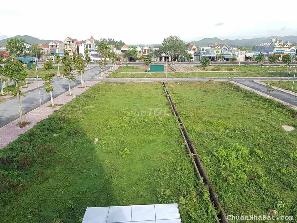 ĐẤT MẶT TIỀN ĐƯỜNG NHỰA , THỔ CƯ SẴN ĐÔNG DÂN. LIÊN HỆ CHÍNH CHỦ : THIỆN ĐẤT MẶT TIỀN ĐƯỜNG NHỰA , THỔ CƯ SẴN ĐÔNG DÂN. LIÊN HỆ CHÍNH CHỦ : THIỆN