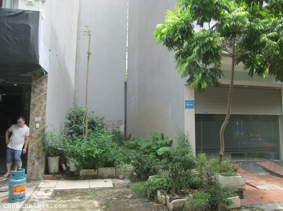 Tôi bán đất Dọc Bún, Cây Quýt cạnh khu Vạn Phúc 50m2 chỉ 5.15 tỷ. LH 0989.62.6116