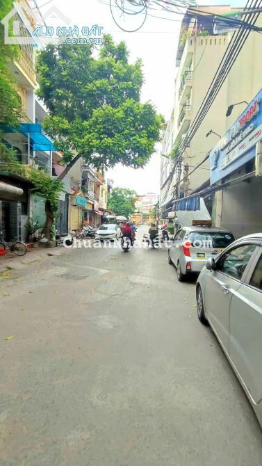 Bán Đất Xã Đàn, 115 triệu/m2, 200m2, 2 mặt đường, ô tô tránh, thông Hồ Ba Mẫu.