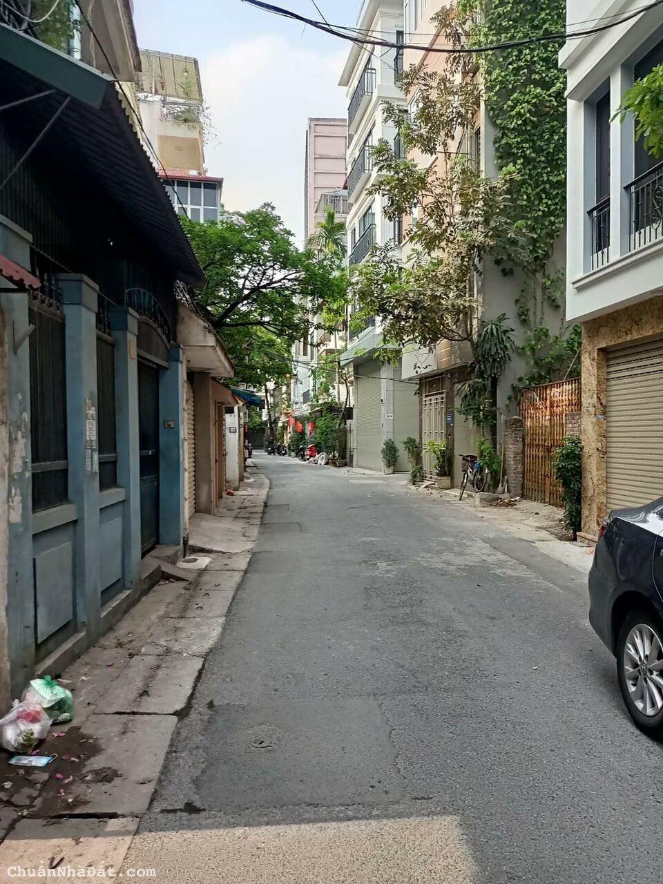 Tôi cần chuyển nhượng nhà riêng phố Yên Lạc 49 m2 x 4 tầng tặng đồ đẹp, mặt tiền 4,3m giá siêu rẻ