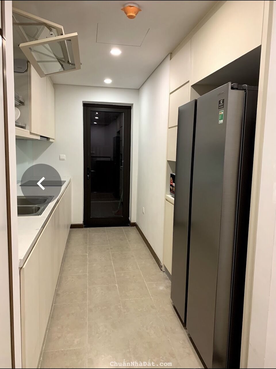 Cho thuê căn hộ Sun Ancora, 2 PN DT 98 m2 ban công view phố đẹp giá tốt nhất thị trường