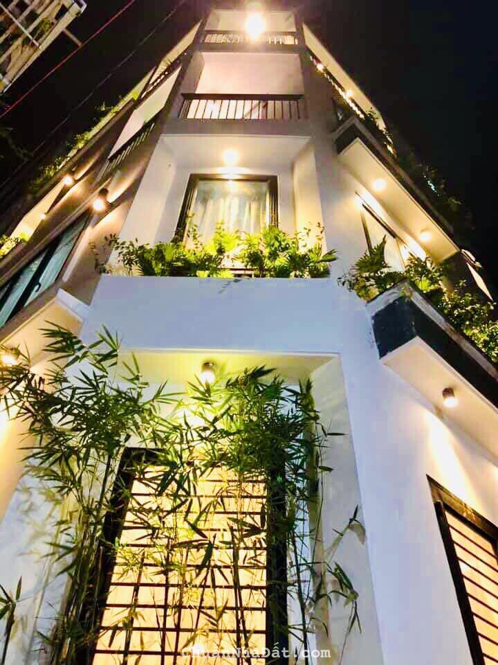 Bán biệt thự góc 2 mặt tiền đường Nguyễn Quang Bích, Quận Tân Bình, DT: 9,5m x 19m, giá 35 tỷ Bán biệt thự góc 2 mặt tiền đường Nguyễn Quang Bích, Quận Tân Bình, DT: 9,5m x 19m, giá 35 tỷ