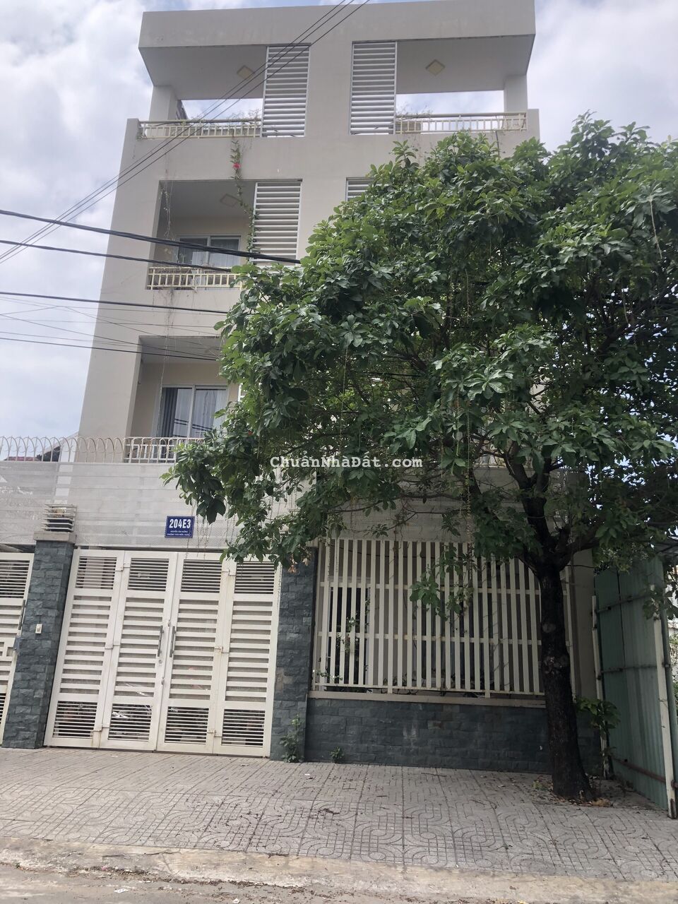 Bán nhà mặt tiền Nguyễn Văn Hưởng quận 2