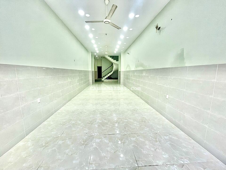 Nhà cho thuê Trần Hưng Đạo, P10, Quận 5, 99m2, 50tr/tháng