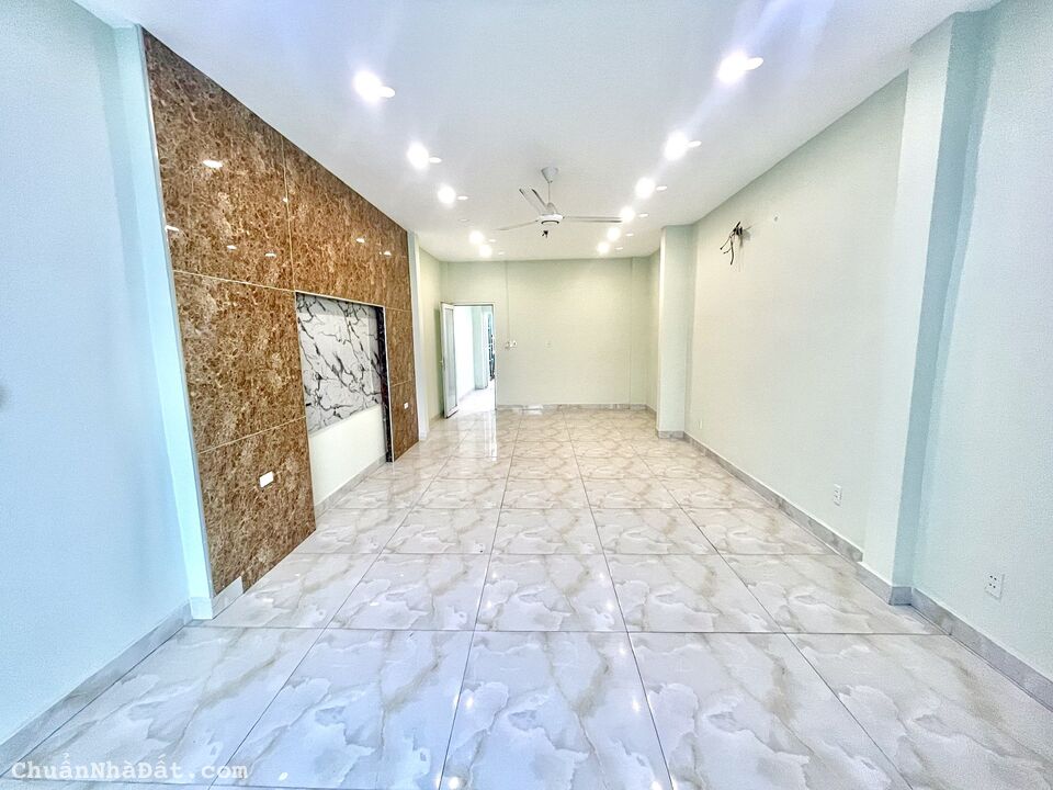 Nhà cho thuê Trần Hưng Đạo, P10, Quận 5, 99m2, 50tr/tháng