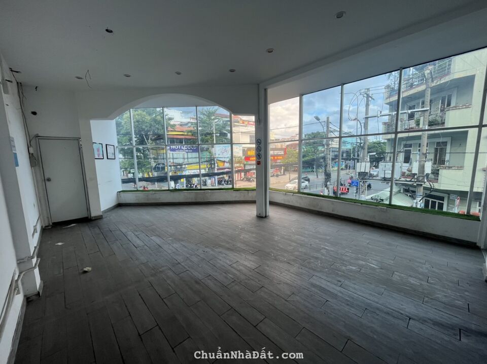 Cho thuê căn góc đường Phạm Hùng, P5, Quận 8, 48m2, 30tr/tháng