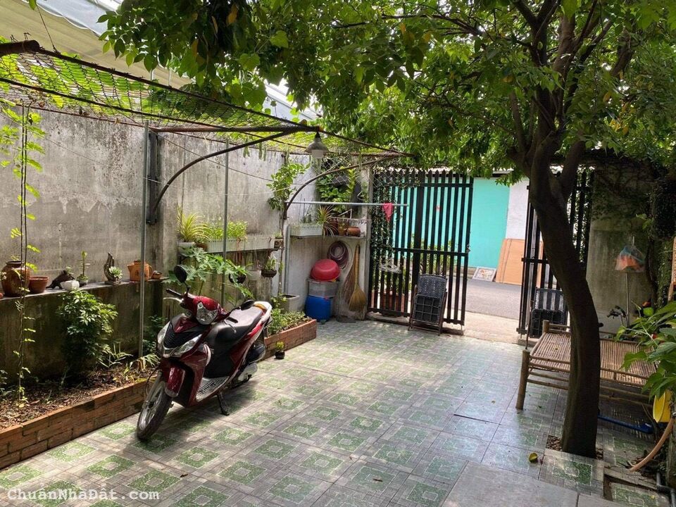 Chủ cần bán gấp nhà khu phố 6 , phường Tân Chánh Hiệp , Q12 , 60m2 ,SHR , Giá 1,85 tỷ 