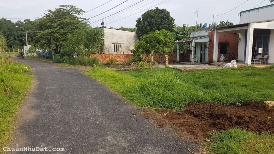 Cần bán nhanh lô đất cạnh chợ Việt Kiều Củ Chi, đất đẹp ,0974* 736673* Cần bán nhanh lô đất cạnh chợ Việt Kiều Củ Chi, đất đẹp ,0974* 736673*