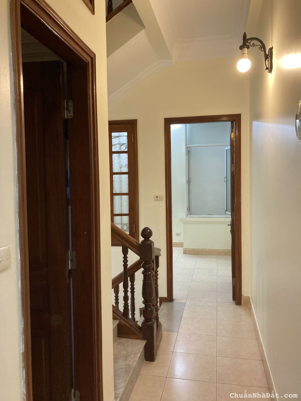 Cho thuê nhà riêng Lý Nam Đế, Hoàn Kiếm, Hà Nội. Giá 25 triệu/ tháng