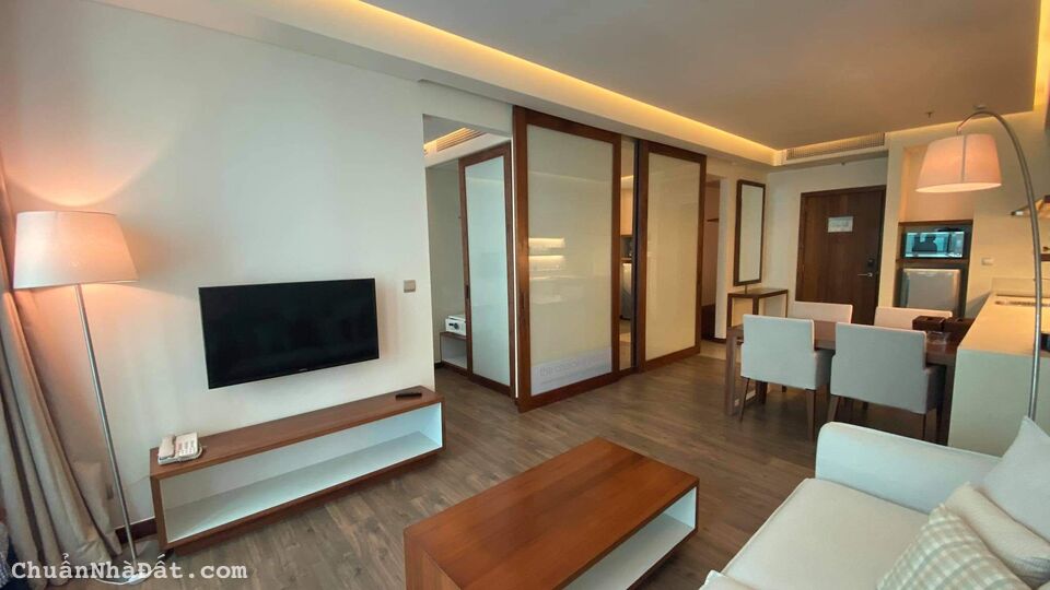 Cần tiền bán gấp căn hộ View Biển À La Carte Đà Nẵng 2PN- giá 3 tỷ- Full Nội Thất 4*
