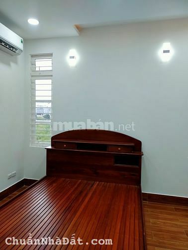 Cho thuê biệt thự hẻm xe hơi tại Nơ Trang Long F13 Bình Thạnh