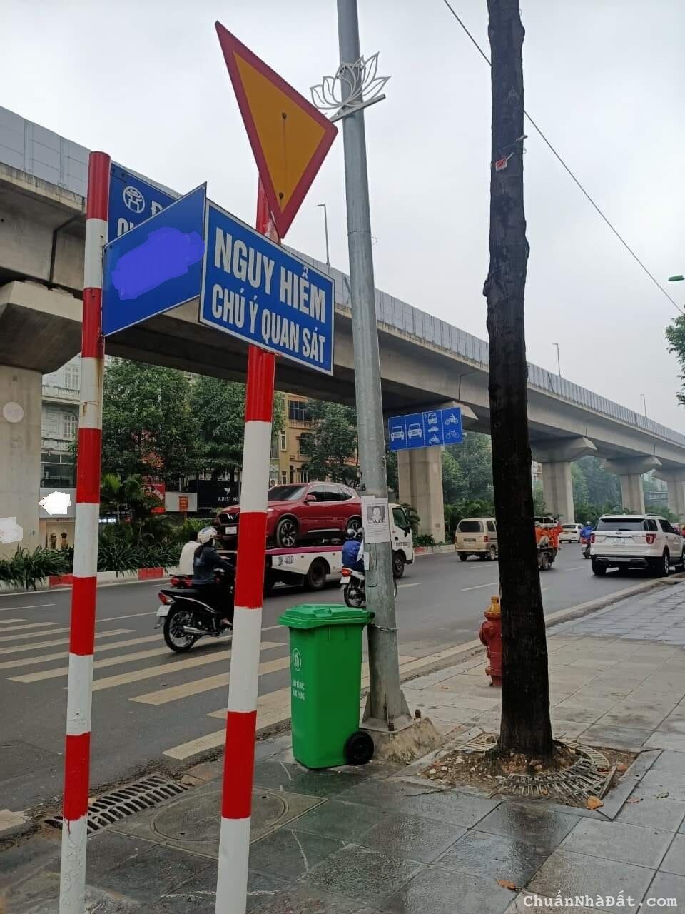 EIT. BÁN NHÀ PHỐ QUANG TRUNG, HÀ ĐÔNG. 51m2 * 4 Tầng * 4,1m Mặt Tiền * 5,8 Tỷ Ô TÔ ĐỖ CỬA.