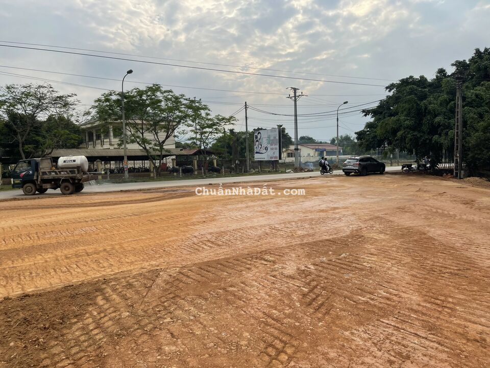 Bán đất Nền Đấu Giá F0 Tại Lạc Sơn