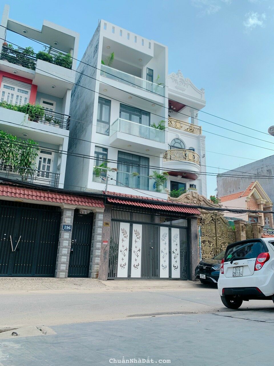 Chính chủ bán gấp nhà HXT 8m đường D1, P25, Bình Thạnh, 4x18m, trệt 3 lầu, vuông vức, giá 13.5 tỷ